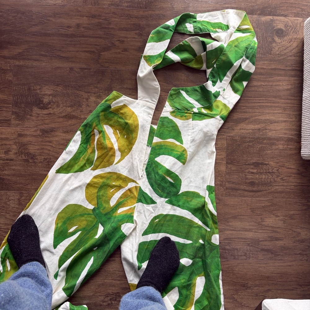 FARM Rio Green & White One-Shoulder Wide Leg Jumpsuit with Leaf Print - Picture 4 of 10